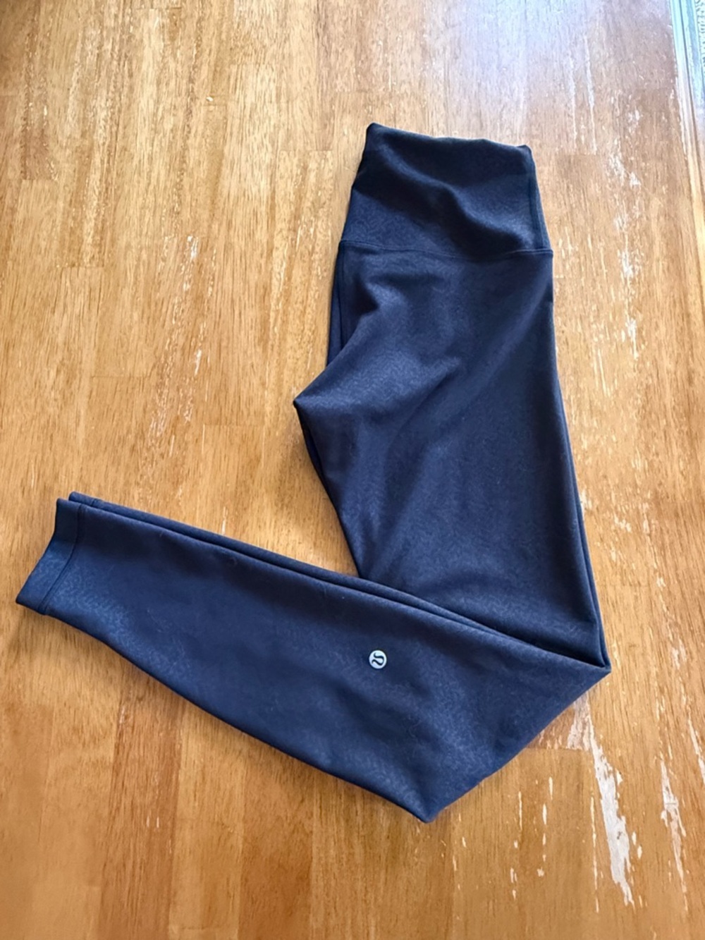 lululemon HR Wunder Train 25” - size 6 — NWOT - distressed twill embossed - Picture 9 of 14